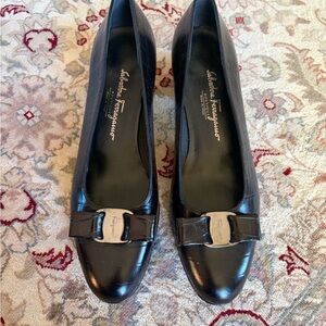 Salvatore Ferragamo Black Leather Heels with Bow Accent